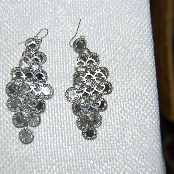 Pearl Like Dangling Wire Earrings - Picture 4 of 5